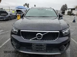 2020 Volvo XC40 Momentum with VIN YV4162UK6L2275372, listed as a Copart auction lot 49431345 with 61,151 mi miles and Salvage Title. Bid and sale history available at DreamBid. Image 5.
