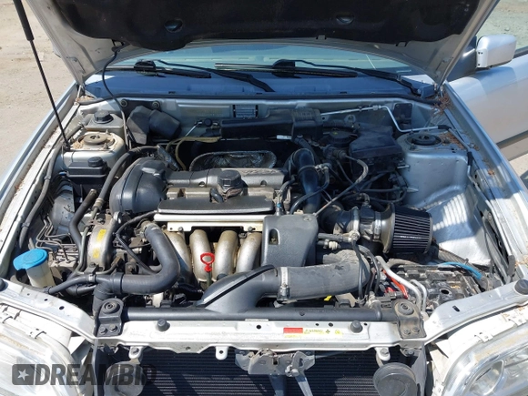 2000 Volvo V40 z VIN YV1VW2551YF537693, wystawiony jako IAAI lot #42148590 z przebiegiem 162 726 mil mil oraz . Historia ofert i sprzedaży dostępna na DreamBid. Obrazek 10.