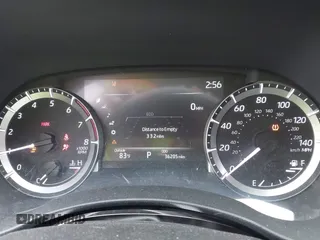 2024 Toyota Highlander LE z VIN 5TDKDRBH6RS536028, wystawiony jako IAAI lot #42186638 z przebiegiem 36 205 mil mil oraz . Historia ofert i sprzedaży dostępna na DreamBid. Obrazek 7.
