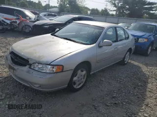 2000 Nissan Altima XE with VIN 1N4DL01DXYC223544, listed as a Copart auction lot 60718294 with 78,240 mi miles and Clean Title. Bid and sale history available at carsss.com. Image 1.