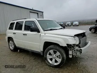 2007 Jeep Patriot Sport with VIN 1J8FT28W77D359282, listed as a Copart auction lot 44372385 with 194,152 mi miles and Salvage Title. Bid and sale history available at DreamBid. Image 11.