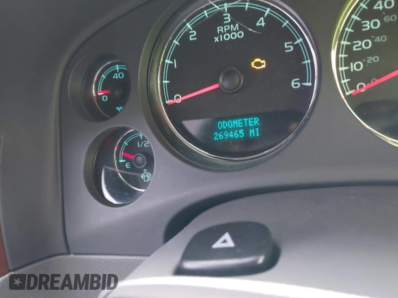 2008 Chevrolet Tahoe LTZ с VIN 1GNFC13018R151706, выставлен на аукционе IAAI как лот 41234053 с пробегом Не указан миль и . История ставок и продаж доступна на DreamBid. Изображение 7.
