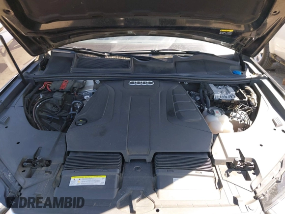 2019 Audi Q7 Premium Plus with VIN WA1LHAF70KD018858, listed as a IAAI auction lot 42290924 with 118,885 mi miles and . Bid and sale history available at DreamBid. Image 10.