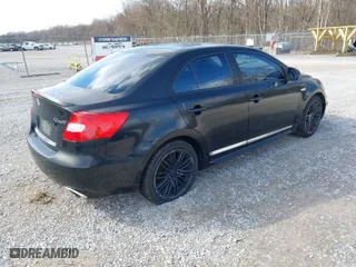 2011 Suzuki Kizashi SLS Sport with VIN JS2RE9A88B6110074, listed as a IAAI auction lot 41669072 with 145,148 mi miles. Bid and sale history available at carsss.com. Image 4.