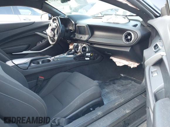 2018 Chevrolet Camaro 1LT z VIN 1G1FB1RS2J0124764, wystawiony jako IAAI lot #41428337 z przebiegiem 80 754 mil mil oraz . Historia ofert i sprzedaży dostępna na DreamBid. Obrazek 5.