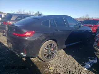 2024 BMW X4 M z VIN 5YM23EC08R9U63237, wystawiony jako Copart lot #42429705 z przebiegiem 16 495 mil mil oraz Szkoda całkowita • Salvage title. Historia ofert i sprzedaży dostępna na DreamBid. Obrazek 3.