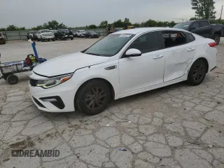 2020 Kia Optima LX z VIN 5XXGT4L35LG440141, wystawiony jako Copart lot #58325375 z przebiegiem 111 242 mil mil oraz Szkody całkowita. Historia ofert i sprzedaży dostępna na DreamBid. Obrazek 1.