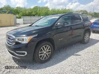 2018 GMC Acadia SLE z VIN 1GKKNSLAXJZ164352, wystawiony jako Copart lot #57026205 z przebiegiem 103 966 mil mil oraz Szkoda całkowita • Salvage title. Historia ofert i sprzedaży dostępna na DreamBid. Obrazek 1.
