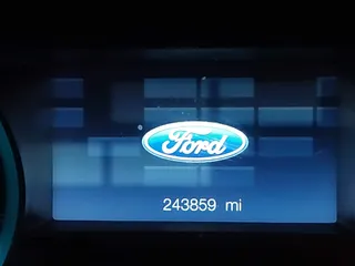 2015 Ford Explorer with VIN 1FM5K7B88FGC51405, listed as a IAAI auction lot 41731525 with 243,859 mi miles and . Bid and sale history available at DreamBid. Image 7.