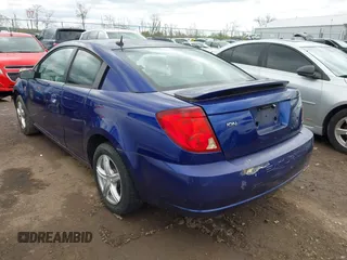 2006 Saturn ION z VIN 1G8AW15B66Z191036, wystawiony jako IAAI lot #41993778 z przebiegiem 131 910 mil mil oraz . Historia ofert i sprzedaży dostępna na DreamBid. Obrazek 3.