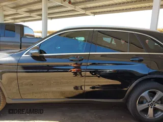 2018 Mercedes-Benz GLC 300 with VIN WDC0G4JB8JV019333, listed as a IAAI auction lot 42059817 with 110,499 mi miles and . Bid and sale history available at DreamBid. Image 14.