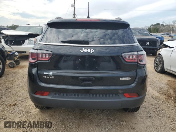 2019 Jeep Compass Altitude z VIN 3C4NJDBB5KT657021, wystawiony jako Copart lot #44572335 z przebiegiem 64 159 mil mil oraz Szkoda całkowita • Salvage title. Historia ofert i sprzedaży dostępna na DreamBid. Obrazek 6.