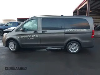 2019 Mercedes-Benz Metris Passenger z VIN WD4PG2EE3K3523210, wystawiony jako IAAI lot #41690328 z przebiegiem 57 748 mil mil oraz . Historia ofert i sprzedaży dostępna na DreamBid. Obrazek 15.