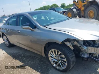2020 Lexus ES 350 Luxury with VIN 58AEZ1B13LU074652, listed as a IAAI auction lot 42661429 with 21,906 mi miles and . Bid and sale history available at DreamBid. Image 14.