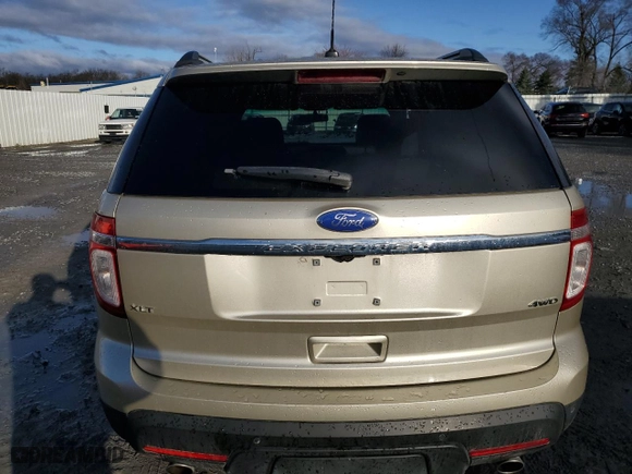 2011 Ford Explorer XLT with VIN 1FMHK8D88BGA63137, listed as a Copart auction lot 50063195 with 138,270 mi miles and Salvage Title. Bid and sale history available at carsss.com. Image 6.