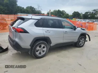 2022 Toyota RAV4 XLE with VIN 2T3W1RFV3NW203742, listed as a Copart auction lot 62733585 with 6,668 mi miles and Non repairable. Bid and sale history available at DreamBid. Image 3.