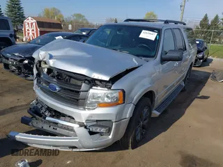 2017 Ford Expedition Max Limited z VIN 1FMJK2AT8HEA18808, wystawiony jako IAAI lot #42039607 z przebiegiem 133 280 mil mil oraz . Historia ofert i sprzedaży dostępna na DreamBid. Obrazek 17.