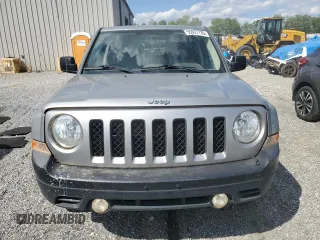 2015 Jeep Patriot Sport with VIN 1C4NJRBB1FD176983, listed as a Copart auction lot 55927735 with 166,717 mi miles and Salvage title. Bid and sale history available at DreamBid. Image 5.