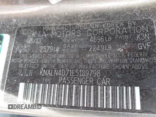 2014 Kia Cadenza Premium with VIN KNALN4D71E5139798, listed as a IAAI auction lot 41761521 with 170,055 mi miles. Bid and sale history available at carsss.com. Image 9.