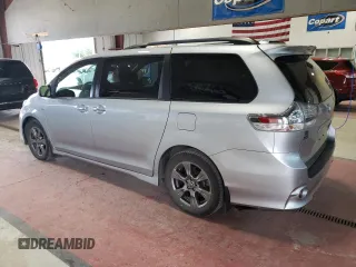 2019 Toyota Sienna SE с VIN 5TDEZ3DC3KS221691, выставлен на аукционе Copart как лот 68318484 с пробегом 59 319 миль миль и Списание • Salvage title. История ставок и продаж доступна на DreamBid. Изображение 2.