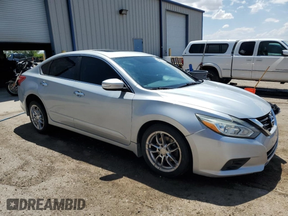 2016 Nissan Altima SR with VIN 1N4AL3AP3GC242465, listed as a Copart auction lot 59817025 with 102,993 mi miles and Salvage title. Bid and sale history available at DreamBid. Image 4.