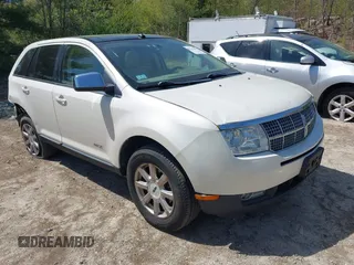 2007 Lincoln MKX z VIN 2LMDU68C67BJ32292, wystawiony jako IAAI lot #42165581 z przebiegiem 199 874 mil mil oraz . Historia ofert i sprzedaży dostępna na DreamBid. Obrazek 1.