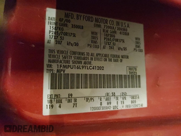 2000 Ford Expedition XLT with VIN 1FMPU16L9YLC41202, listed as a Copart auction lot 67102645 with Not provided miles and Clean title. Bid and sale history available at DreamBid. Image 13.