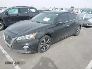 2019 Nissan Altima 2.5 SL with VIN 1N4BL4EV6KC165666, listed as a IAAI auction lot 41793064 with 171,927 mi miles. Bid and sale history available at carsss.com. Image 2.