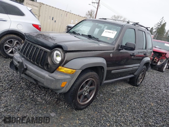 2005 Jeep Liberty Sport with VIN 1J4GL48K45W581892, listed as a IAAI auction lot 41908767 with 168,151 mi miles. Bid and sale history available at carsss.com. Image 18.