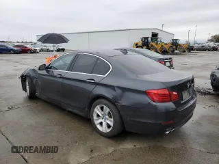 2011 BMW 5 Series 528i with VIN WBAFR1C50BDS35259, listed as a Copart auction lot 85104454 with 268,893 mi miles and Salvage Title. Bid and sale history available at carsss.com. Image 2.