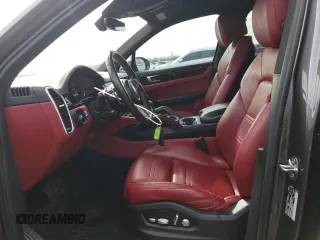 2020 Porsche Cayenne z VIN WP1AA2AY5LDA03876, wystawiony jako Copart lot #48766045 z przebiegiem 160 515 mil mil oraz Czysty tytuł • Clean title. Historia ofert i sprzedaży dostępna na DreamBid. Obrazek 7.