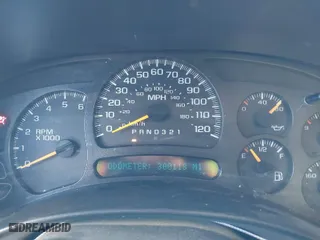 2006 Chevrolet Silverado 1500 LT1 with VIN 2GCEC13TX61114030, listed as a IAAI auction lot 41805974 with 300,118 mi miles. Bid and sale history available at carsss.com. Image 7.