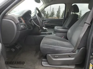 2007 Chevrolet Tahoe LT z VIN 1GNFC13047R276388, wystawiony jako Copart lot #53469155 z przebiegiem Nie podano mil oraz Szkoda całkowita • Salvage title. Historia ofert i sprzedaży dostępna na DreamBid. Obrazek 7.
