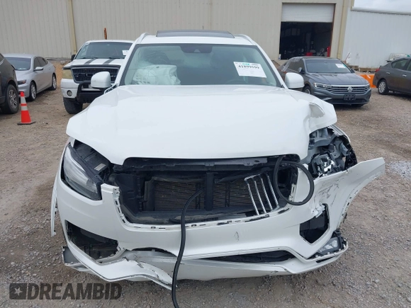 2020 Volvo XC90 Momentum with VIN YV4102PK4L1549137, listed as a IAAI auction lot 41899599 with 91,773 mi miles. Bid and sale history available at carsss.com. Image 13.