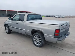 2000 Dodge Ram 1500 with VIN 1B7HC13Y7YJ100247, listed as a IAAI auction lot 41430771 with 151,429 mi miles. Bid and sale history available at carsss.com. Image 3.