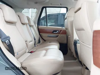 2006 Land Rover Range Rover Sport HSE with VIN SALSF25466A923626, listed as a IAAI auction lot 42067711 with 61,189 mi miles and . Bid and sale history available at DreamBid. Image 8.