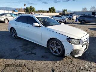 2017 Mercedes-Benz E-Class E 300 Luxury with VIN WDDZF4JB2HA045434, listed as a Copart auction lot 38120113 with 91,292 mi miles. Bid and sale history available at carsss.com. Image 4.