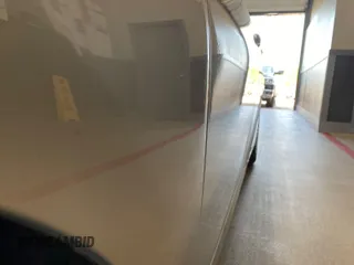 2020 Toyota Prius L Eco z VIN JTDKARFU2L3107977, wystawiony jako IAAI lot #42571708 z przebiegiem 204 781 mil mil oraz . Historia ofert i sprzedaży dostępna na DreamBid. Obrazek 18.