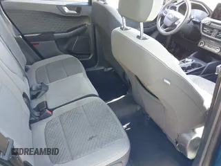 2020 Ford Escape SE z VIN 1FMCU9G64LUB00871, wystawiony jako IAAI lot #41763376 z przebiegiem 89 711 mil mil oraz . Historia ofert i sprzedaży dostępna na DreamBid. Obrazek 8.