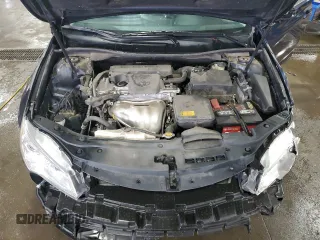 2015 Toyota Camry XLE z VIN 4T4BF1FK6FR458862, wystawiony jako Copart lot #55294515 z przebiegiem 148 626 mil mil oraz Szkoda całkowita • Salvage title. Historia ofert i sprzedaży dostępna na DreamBid. Obrazek 11.