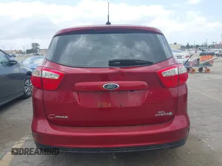 2013 Ford C-Max SEL with VIN 1FADP5BU8DL505854, listed as a IAAI auction lot 42121091 with Not Provided miles. Bid and sale history available at carsss.com. Image 15.