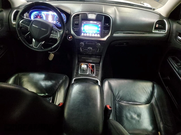 2016 Chrysler 300 Limited with VIN 2C3CCARG1GH270827, listed as a Copart auction lot 83959394 with 122,288 mi miles and Salvage Title. Bid and sale history available at DreamBid. Image 8.