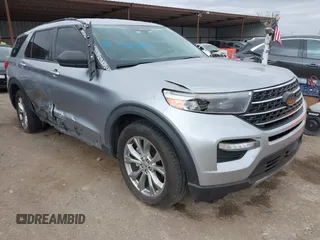2020 Ford Explorer XLT with VIN 1FMSK8DH3LGC80022, listed as a IAAI auction lot 41827820 with 59,886 mi miles. Bid and sale history available at carsss.com. Image 1.