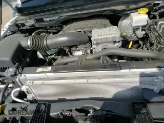 2024 Ram 1500 Laramie z VIN 1C6SRFJT9RN197493, wystawiony jako Copart lot #70185355 z przebiegiem 11 793 mil mil oraz Szkoda całkowita • Salvage title. Historia ofert i sprzedaży dostępna na DreamBid. Obrazek 13.