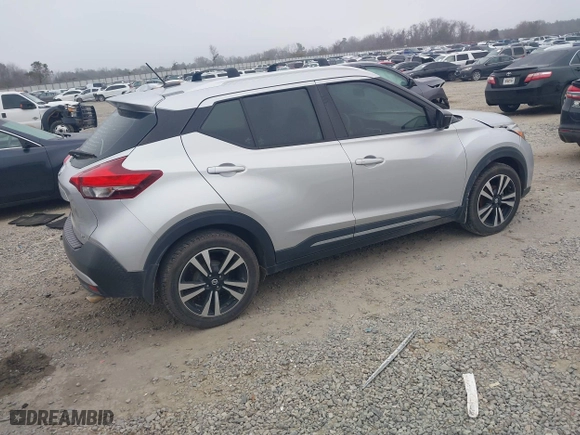 2019 Nissan Kicks S with VIN 3N1CP5CU2KL562351, listed as a IAAI auction lot 41554939 with 78,319 mi miles. Bid and sale history available at carsss.com. Image 4.