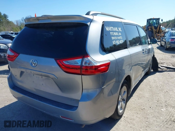 2016 Toyota Sienna LE AAS with VIN 5TDKK3DC6GS711315, listed as a IAAI auction lot 41958420 with 175,413 mi miles. Bid and sale history available at carsss.com. Image 4.
