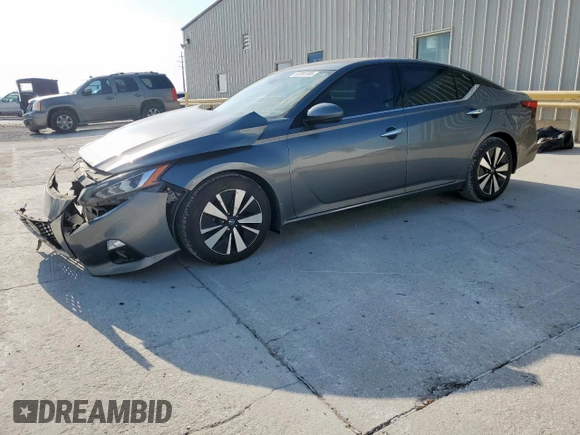 2019 Nissan Altima SV z VIN 1N4BL4DVXKC118559, wystawiony jako Copart lot #53390185 z przebiegiem 162 124 mil mil oraz Szkoda całkowita • Salvage title. Historia ofert i sprzedaży dostępna na DreamBid. Obrazek 1.
