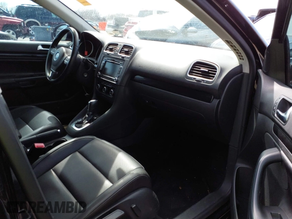 2012 Volkswagen Jetta TDI w/Sunroof z VIN 3VWPL7AJ1CM693939, wystawiony jako IAAI lot #41811075 z przebiegiem 179 448 mil mil oraz . Historia ofert i sprzedaży dostępna na DreamBid. Obrazek 5.