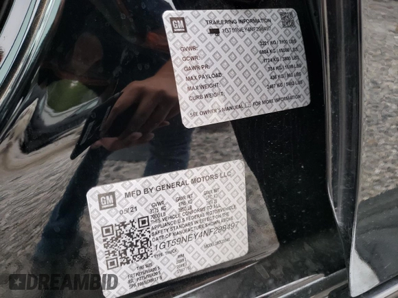 2020 GMC Sierra 2500HD SLT z VIN 1GT49NEYXLF161668, wystawiony jako Copart lot #71719414 z przebiegiem 30 802 mil mil oraz Czysty tytuł • Clean title. Historia ofert i sprzedaży dostępna na DreamBid. Obrazek 12.