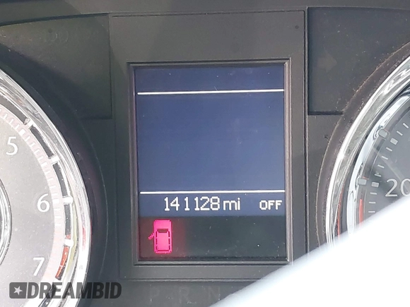 2012 Chrysler Town & Country Touring with VIN 2C4RC1BG7CR301101, listed as a IAAI auction lot 42173814 with 141,128 mi miles. Bid and sale history available at carsss.com. Image 7.